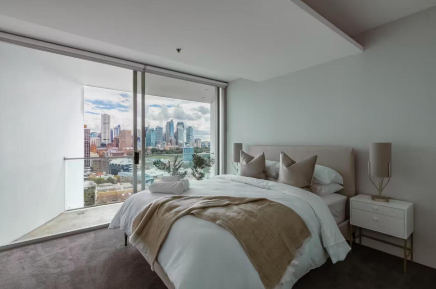 Stunning Harbour Bridge And Opera House Views! Apartment Sydney